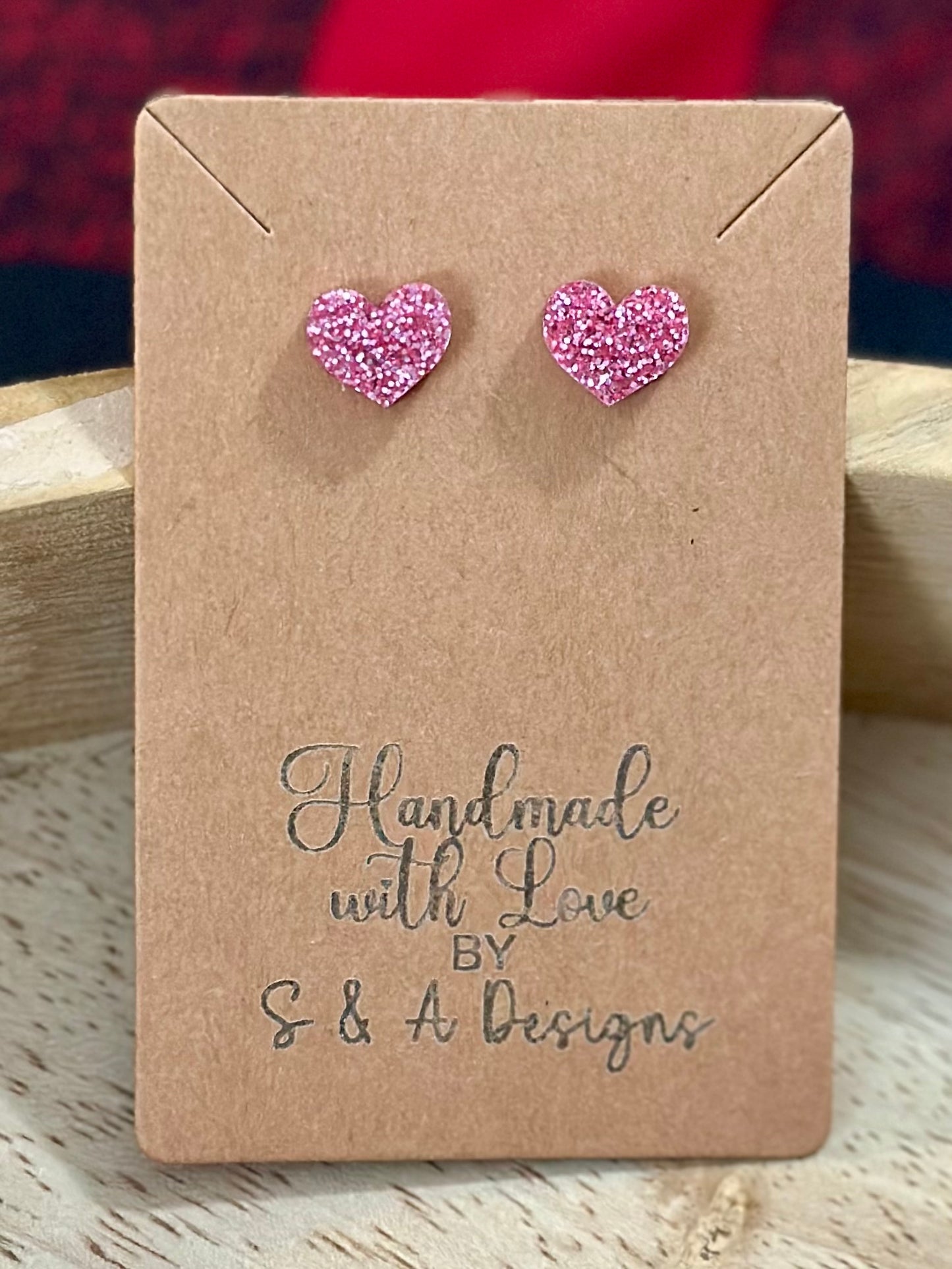 Heart stud earrings